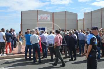 Descubrimiento de la placa de la calle que lleva el nombre de Sebastián Grisaleña (Foto TA)